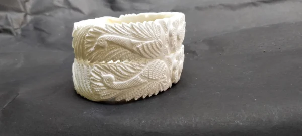 Peacock Design Tyre Sakha Handmade Conch Shell Bangles for Women